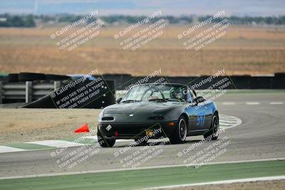 media/Sep-27-2025-Speed Ventures (Sat) [[6606706ef0]]/Purple group/Turn 6/